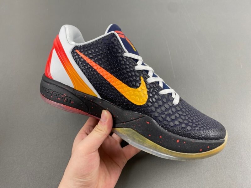 Nike Kobe 6 Protro - Image 2