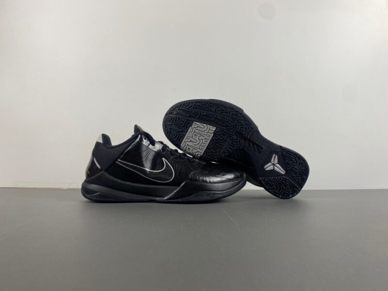 Nike Zoom Kobe 5 ‘Blackout’ - Image 6