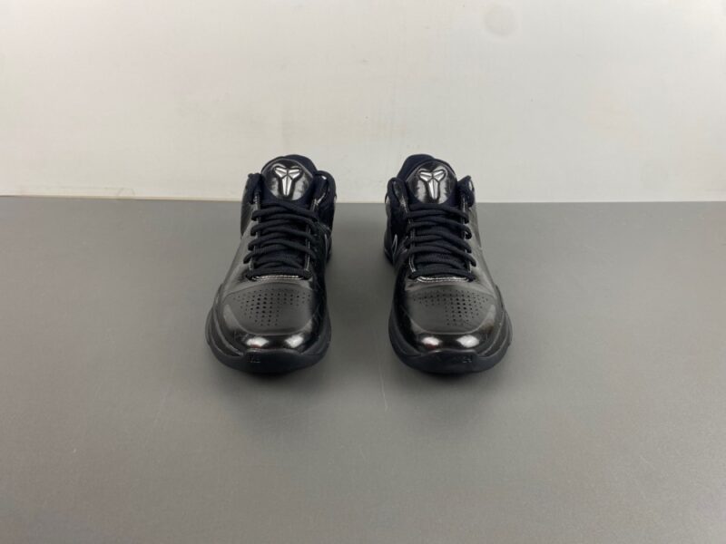 Nike Zoom Kobe 5 ‘Blackout’ - Image 16