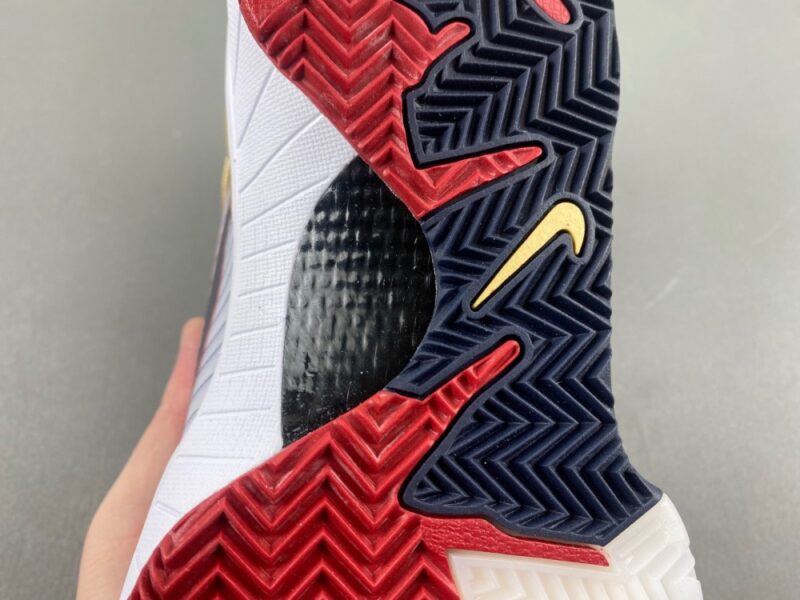 Nike Kobe 4 Protro Gold Medal - Image 16