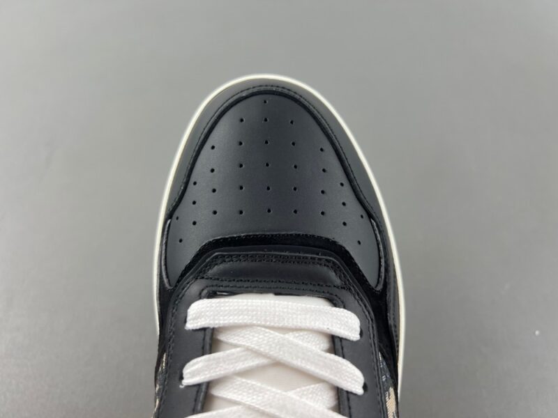 B27 Low-Top Sneaker - Image 14