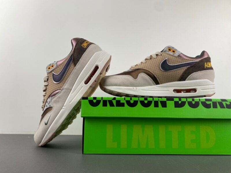 Nike Air Max 1 '87 Premium University of Oregon PE - Image 9