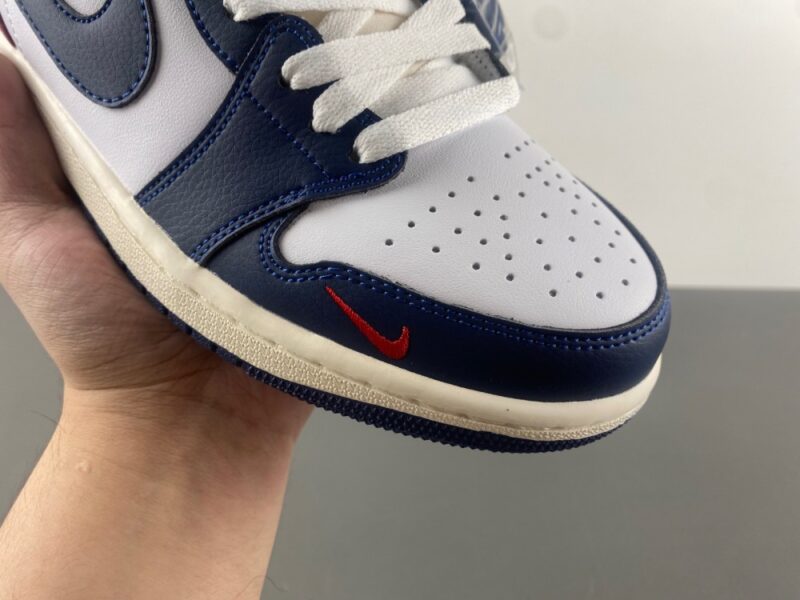 Air Jordan 1 Retro Low OG Howard University - Image 4