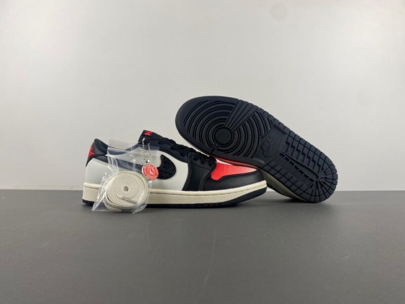 Air Jordan 1 Retro Low OG PSG Paris Saint-Germain - Image 8