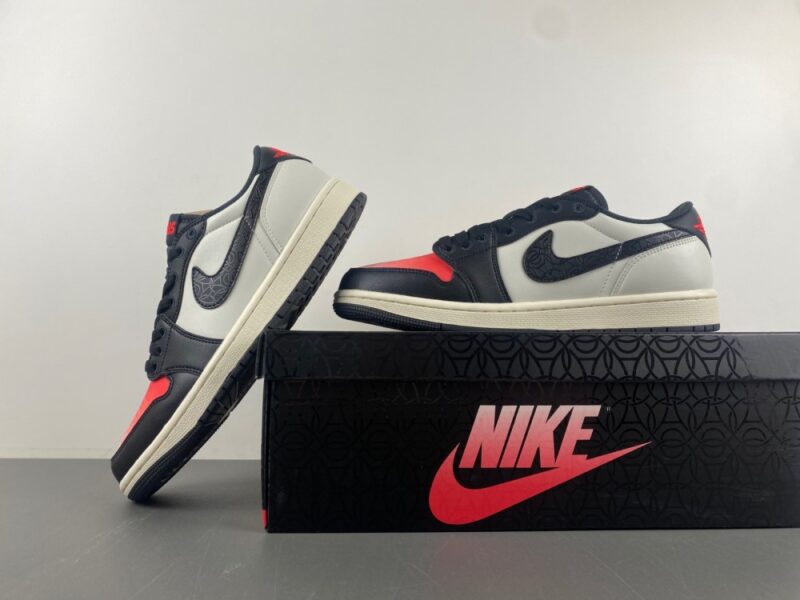 Air Jordan 1 Retro Low OG PSG Paris Saint-Germain - Image 10