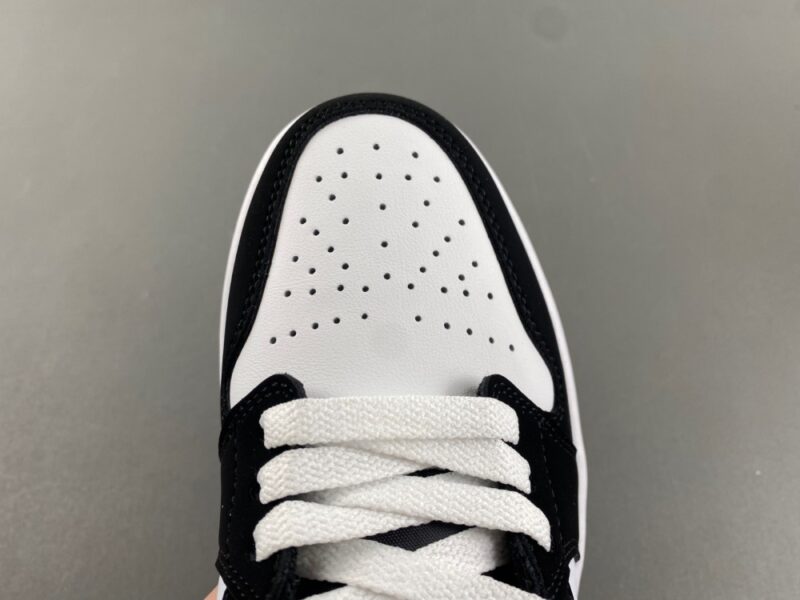 Air Jordan 1 Low GS 'Panda Toe' - Image 9