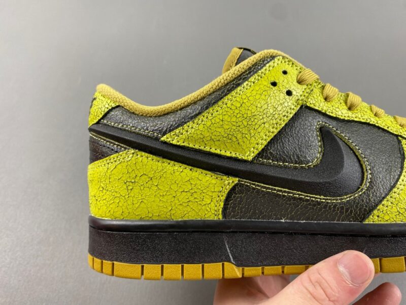 Nike Dunk Low Retro QS Halloween Skull - Image 3