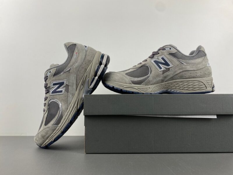 New Balance 2002R Light Grey - Image 9