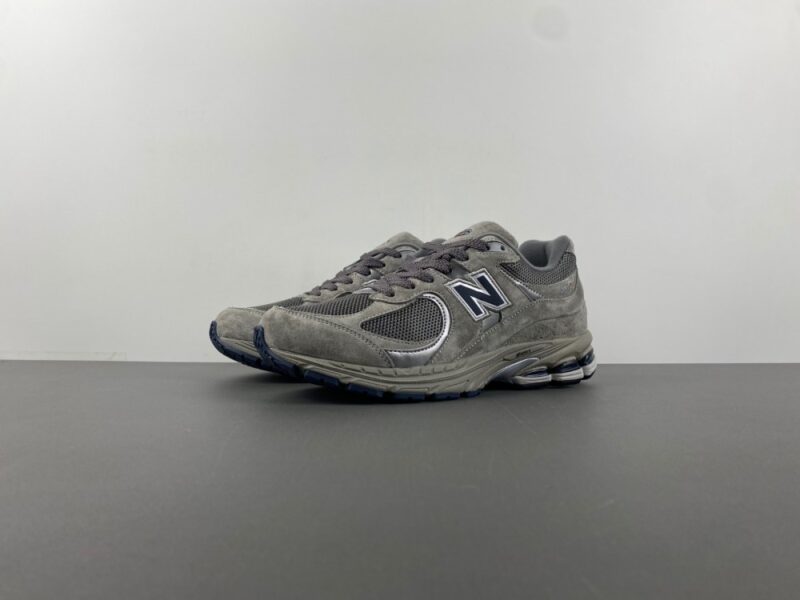 New Balance 2002R Light Grey