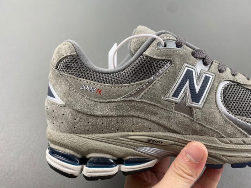 New Balance 2002R Light Grey - Image 3