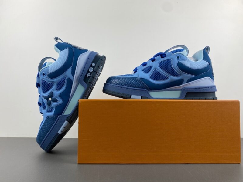 LV Skate Sneaker Blue - Image 15