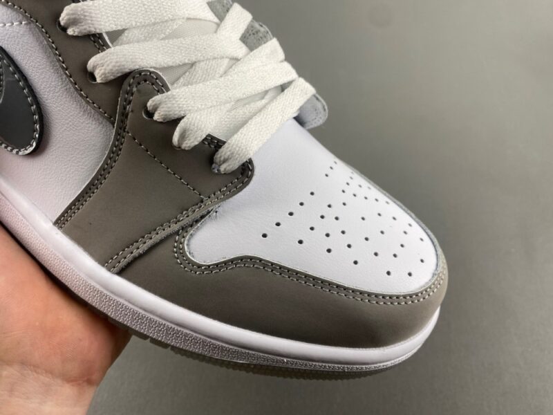 Air Jordan 1 Mid SE White Medium Grey Cool Grey - Image 4