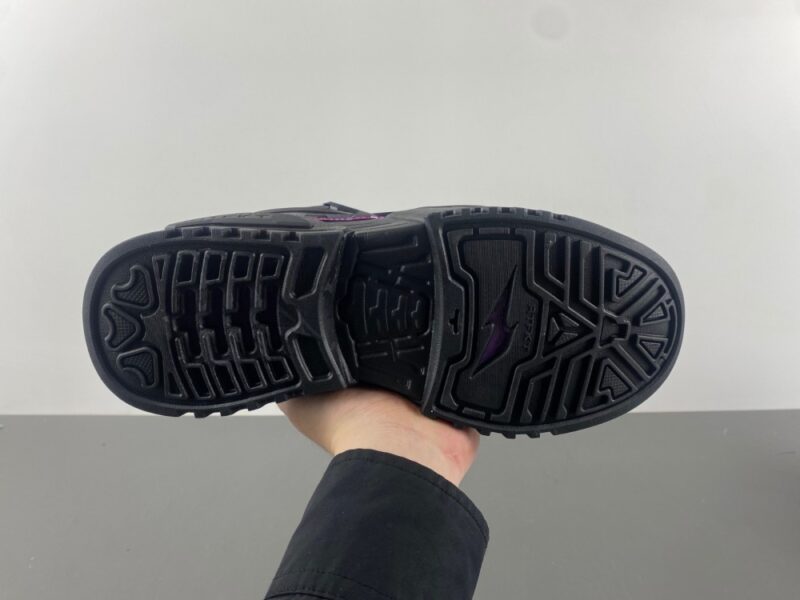 Nike Dunk Genesis Low RTFKT Void (Edition of 11394) - Image 31