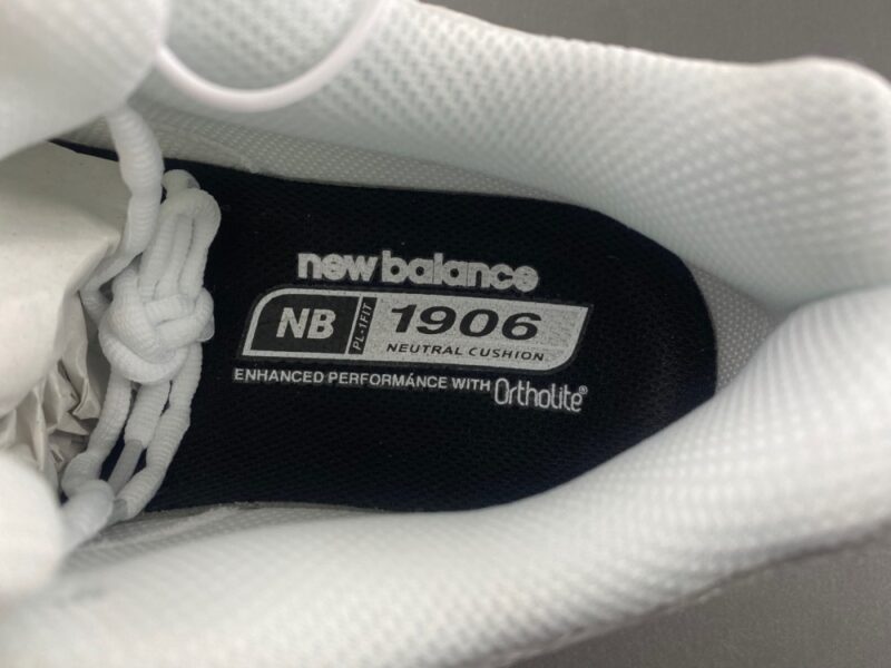 New Balance 1906W White Silver Metallic - Image 13