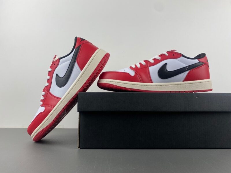 Air Jordan 1 Low OG “Chicago” - Image 15