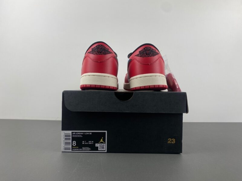 Air Jordan 1 Low OG “Chicago” - Image 5