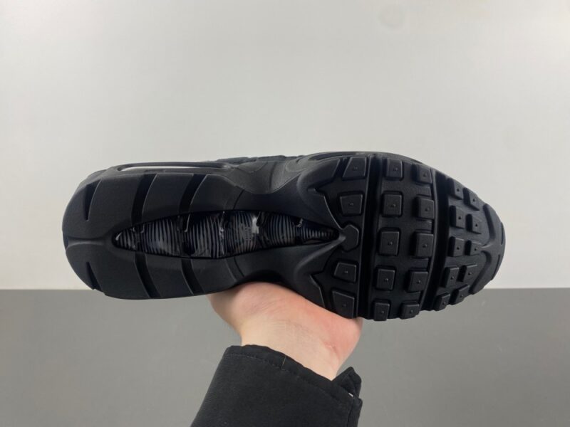 Nike Air Max 95 Essential Triple Black - Image 11