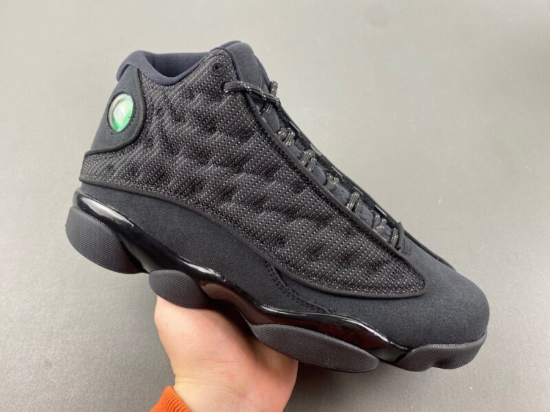 Air Jordan 13 Retro Black Cat - Image 2