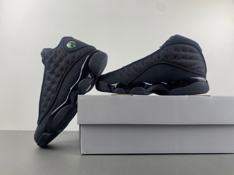 Air Jordan 13 Retro Black Cat - Image 17