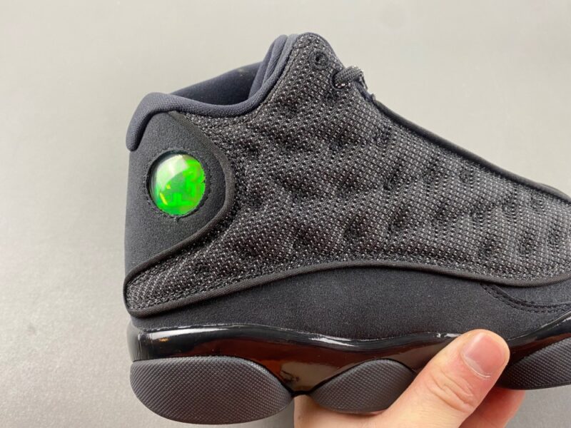 Air Jordan 13 Retro Black Cat - Image 3