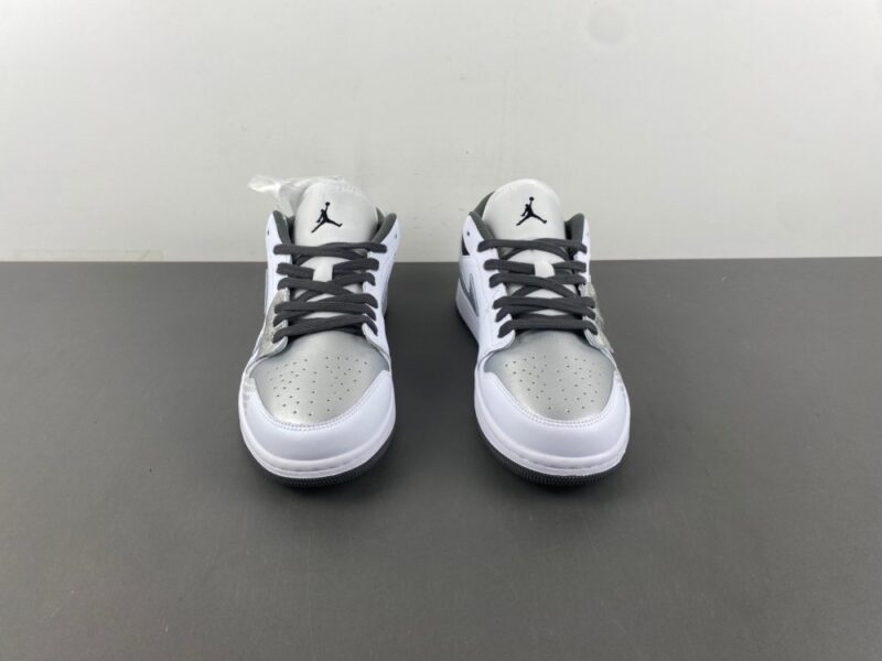 Air Jordan 1 Low - Image 13