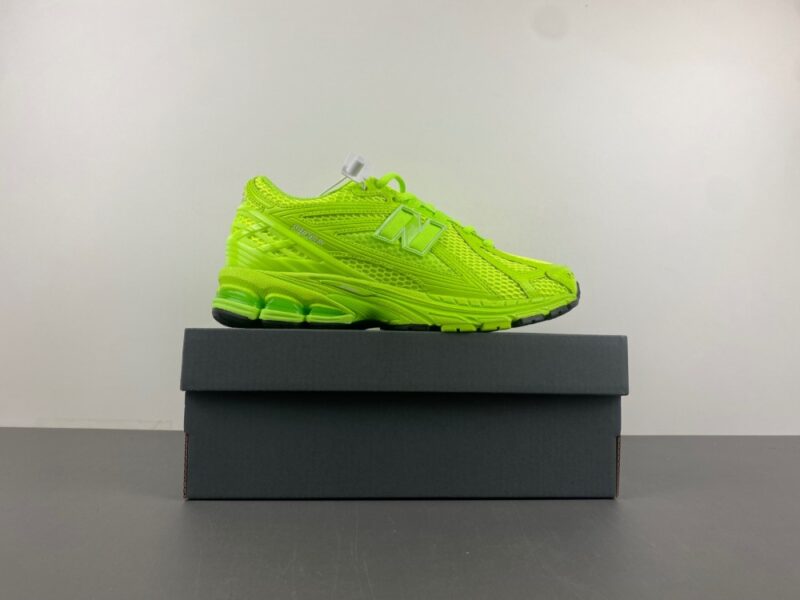 New Balance 1906R ASOS Exclusive Neon Green - Image 9