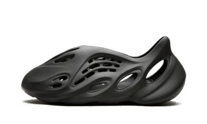 Yeezy Foam Runner "Carbon"