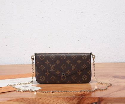 Louis Vuitton Pochette Félicie Monogram Handbag