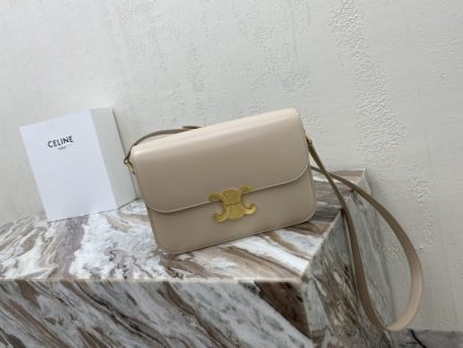 TRIOMPHE Medium Hand-Rolled Calfskin Shoulder Bag