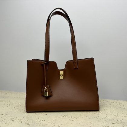 CABAS 16 Smooth Calfskin Leather Handbag