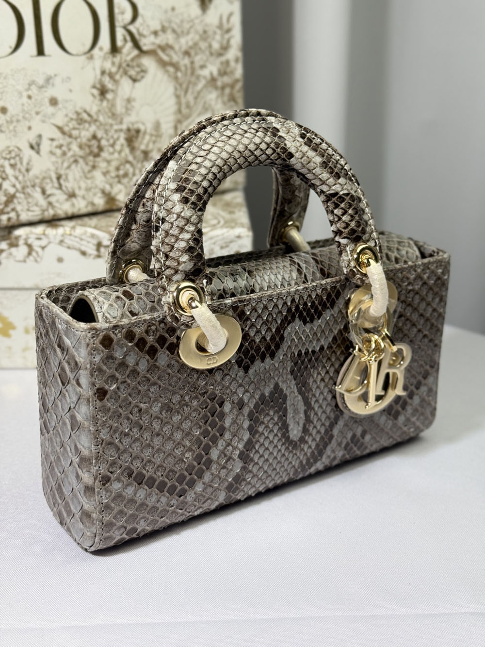 Christian Dior Lady Dior tote - Image 9
