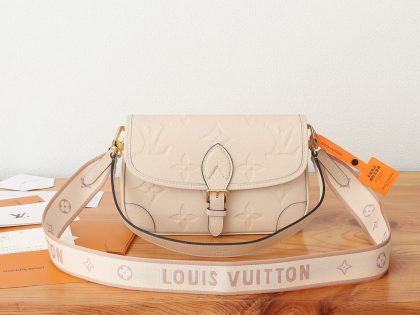 Louis Vuitton Diane handbag