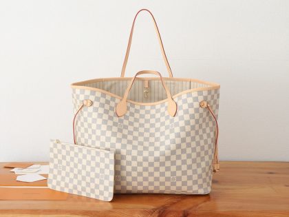 Louis Vuitton Neverfull MM tote bag