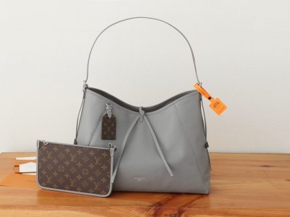 Louis Vuitton CarryAll Vibe MM handbag