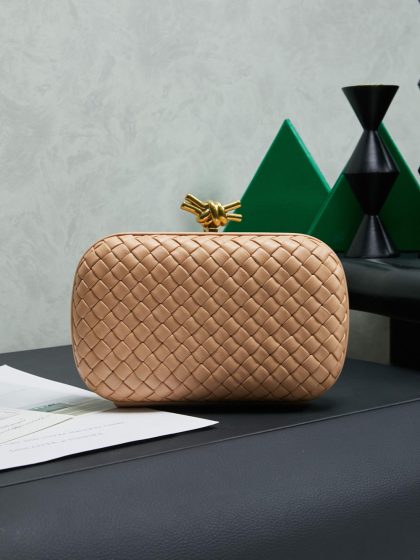Bottega Veneta Knot Minaudiere clutch