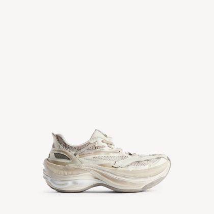 Jet Sneaker in Eggshell